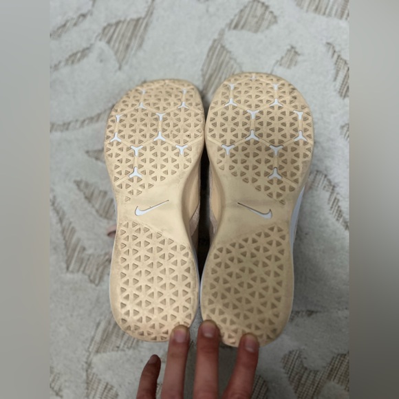Nike Women's Foundation Elite Training Shoe Beige/Guava Ice- size 7 - Picture 7 of 7